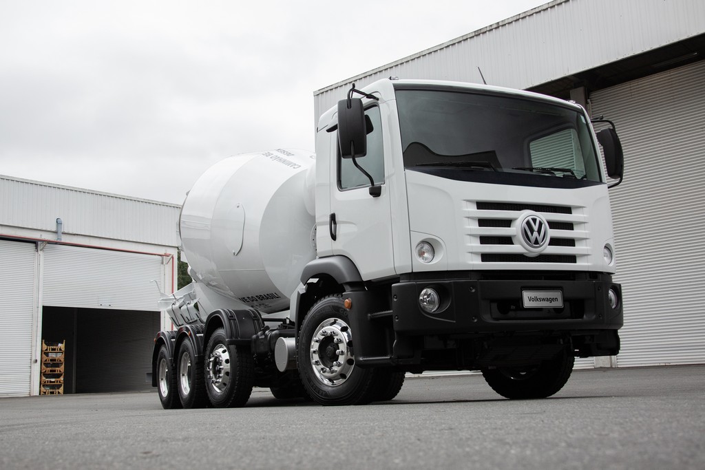 FAMÍLIA DE VOCACIONAIS VOLKSWAGEN CONSTELLATION ROBUST GANHA NOVOS INTEGRANTES, foto 1