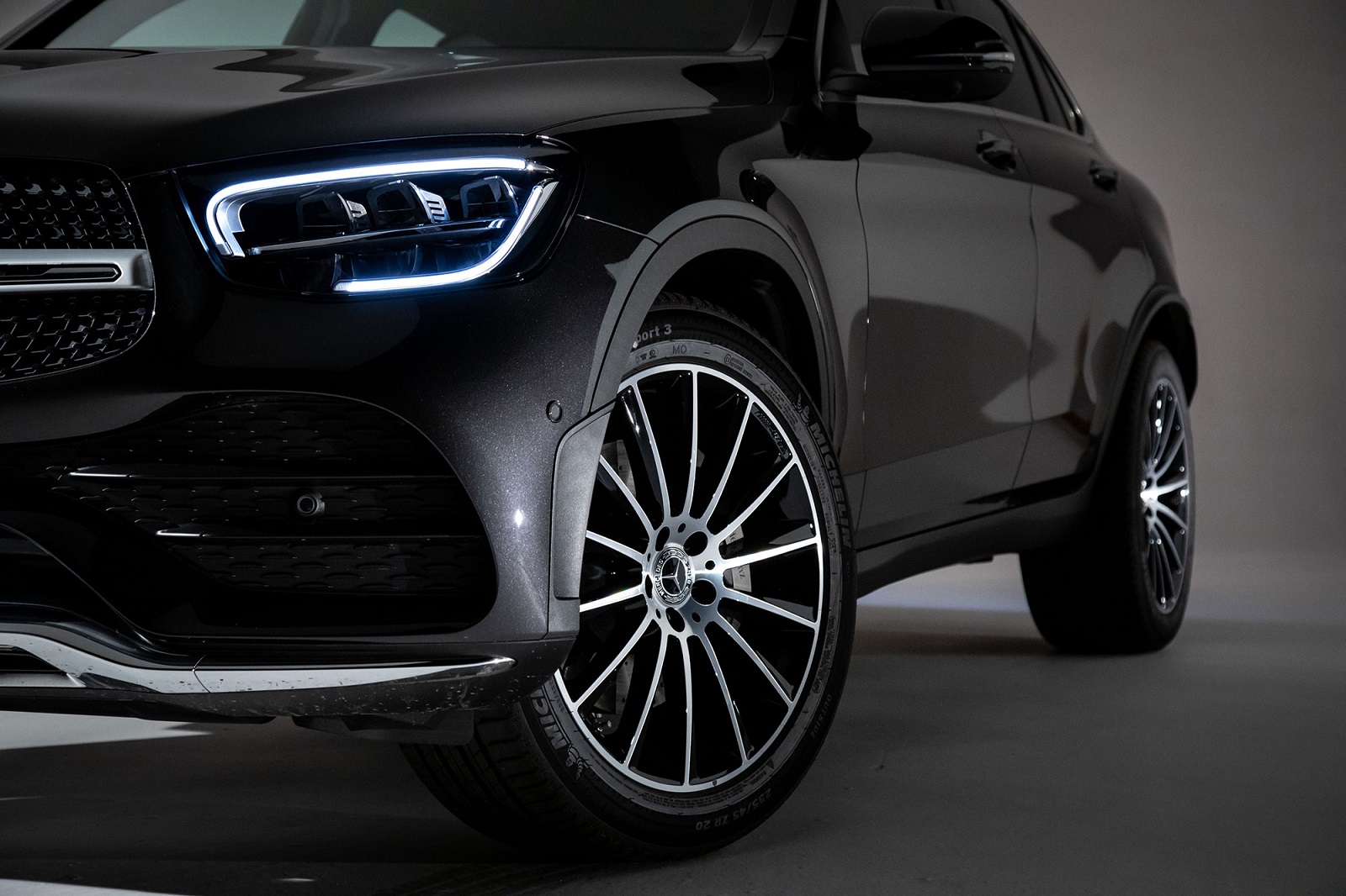 MERCEDES-BENZ APRESENTA NO BRASIL A NOVA FAMÍLIA GLC COM MBUX E MOTOR A DIESEL, foto 4