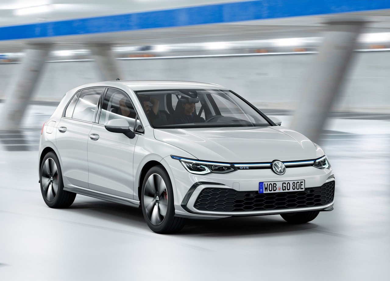 NOVO VOLKSWAGEN GOLF GTE DE 245 CV EM MAIS DETALHES, foto 2