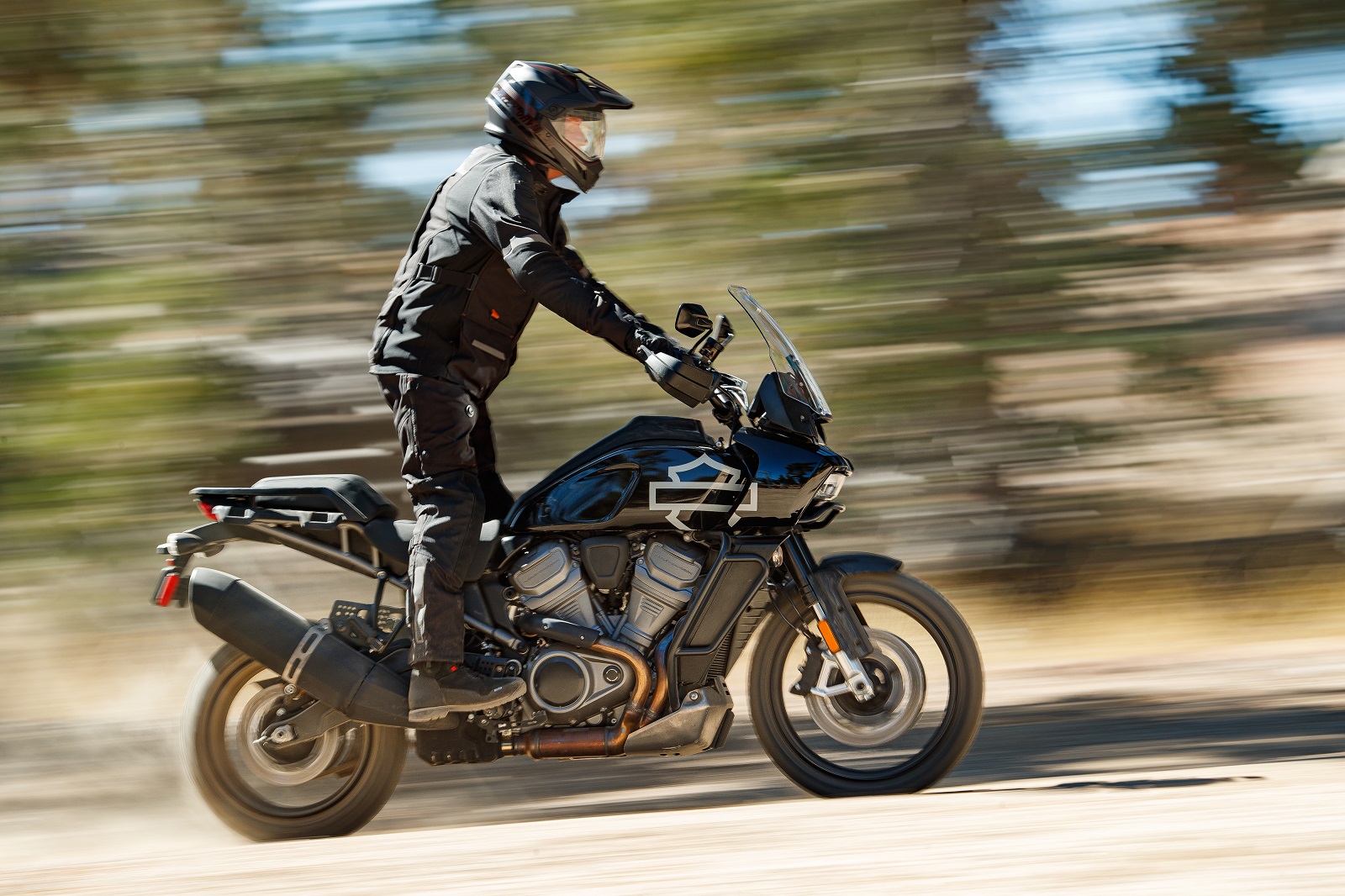 PRIMEIROS MODELOS ADVENTURE TOURING E STREETFIGHTER DA HARLEY-DAVIDSON ESTREIAM COM OS NOVOS MOTORES REVOLUTION MAX, foto 4