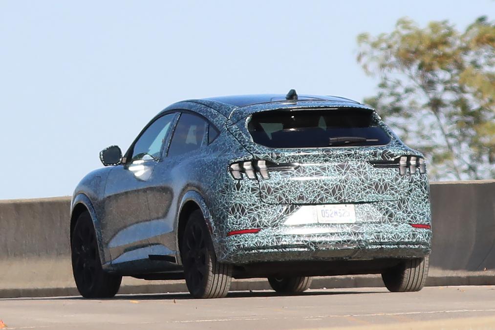 FORD MACH E PERDE CAMUFLAGEM E MOSTRA SEU VERDADEIRO ASPECTO, foto 3