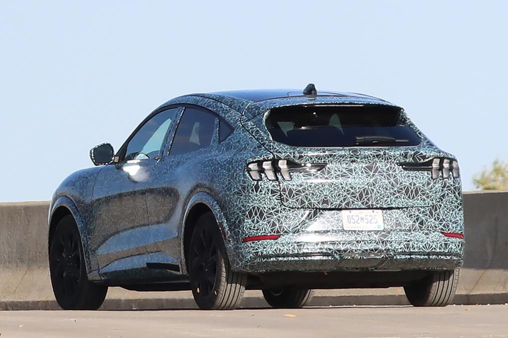 FORD MACH E PERDE CAMUFLAGEM E MOSTRA SEU VERDADEIRO ASPECTO, foto 6