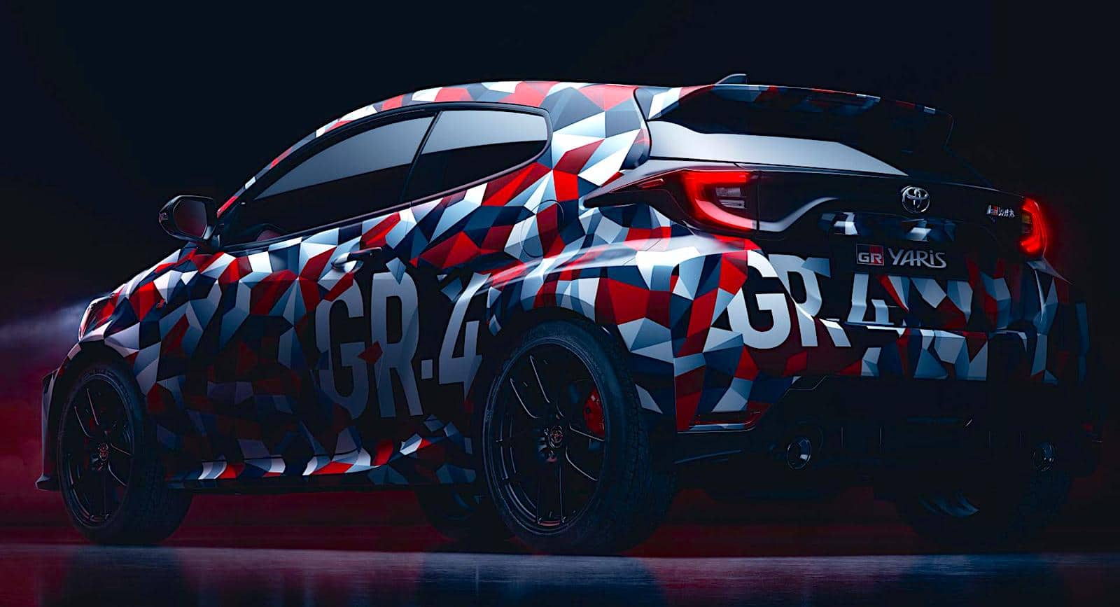 TOYOTA YARIS GR-4 SERÁ APRESENTADO EM JANEIRO, foto 1