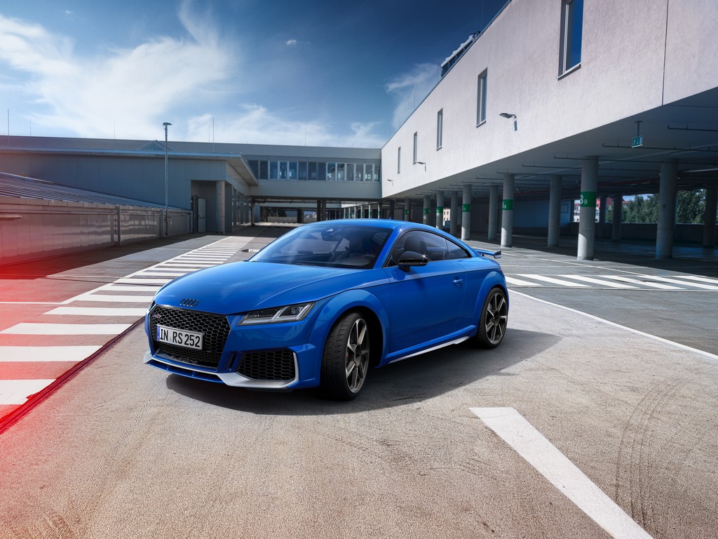 AUDI CELEBRA OS 25 ANOS DO RS2 AVANT COM UMA EDIÇÃO DE ANIVERSÁRIO, foto 1