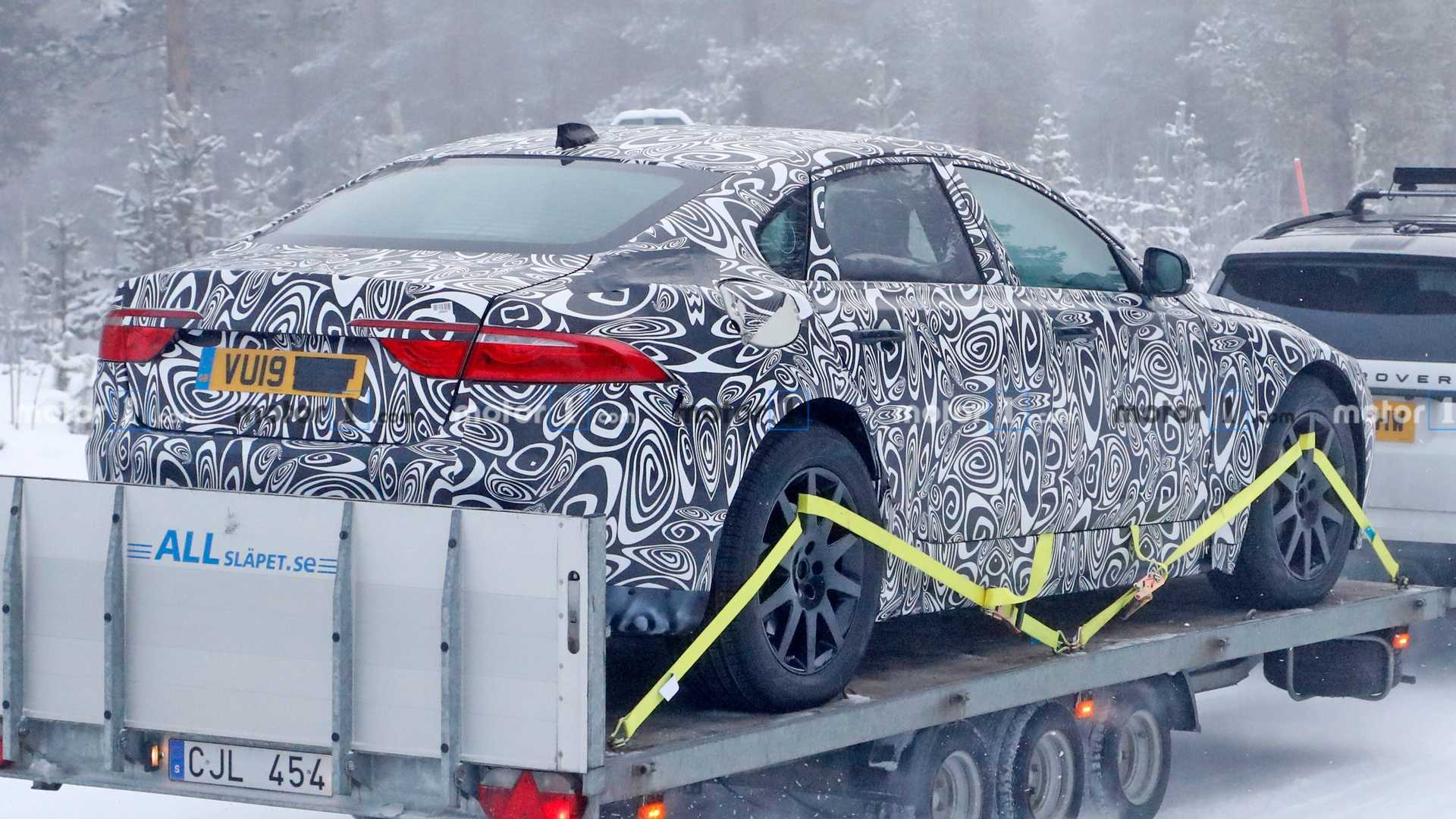 SURGEM AS PRIMEIRAS FOTOS FLAGRANTES DO JAGUAR XJ ELÉTRICO EM TESTES DE INVERNO, foto 5