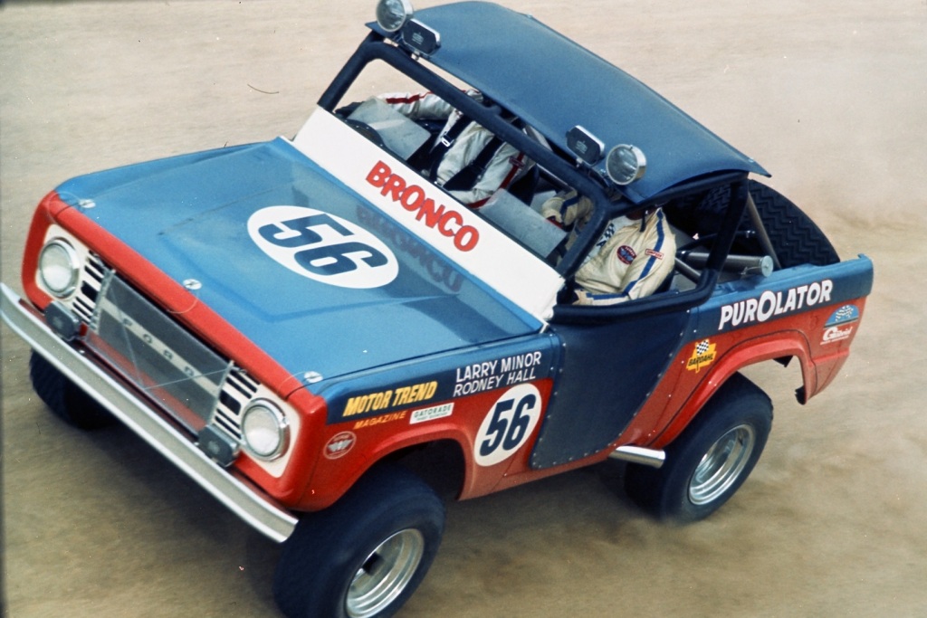 FORD PREPARA O RETORNO DO BRONCO, SUV DE NOVA GERAÇÃO COM ALMA OFF-ROAD, foto 5