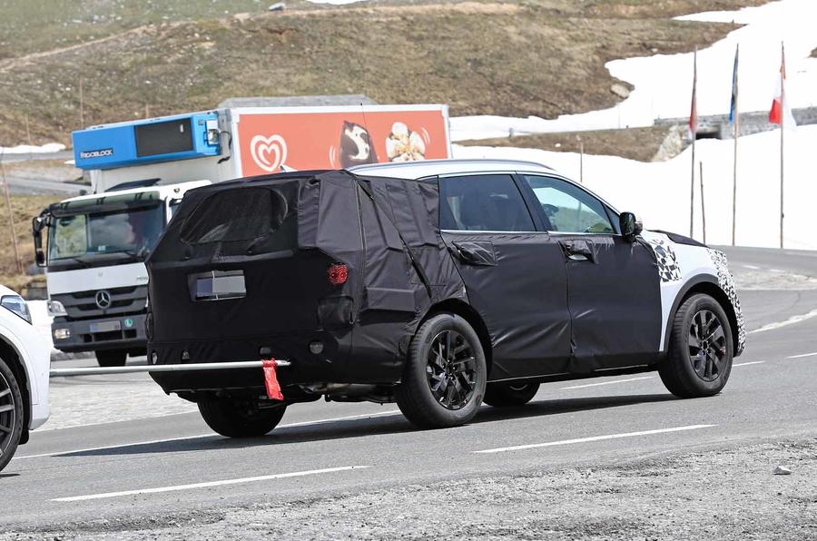 NOVA GERAÇÃO DO KIA SORENTO ESTREARÁ NO SALÃO DE GENEBRA 2020, foto 6