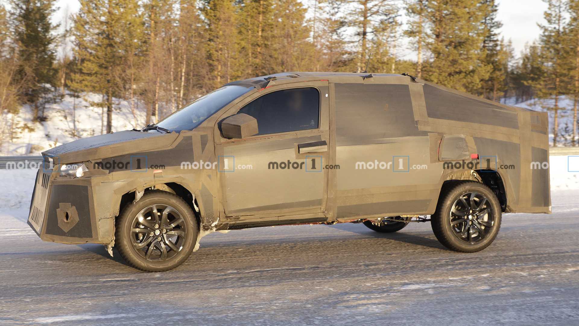 FIAT MOBI PICK-UP: UMA CIBERTRUCK À LA ITALIANA, foto 7
