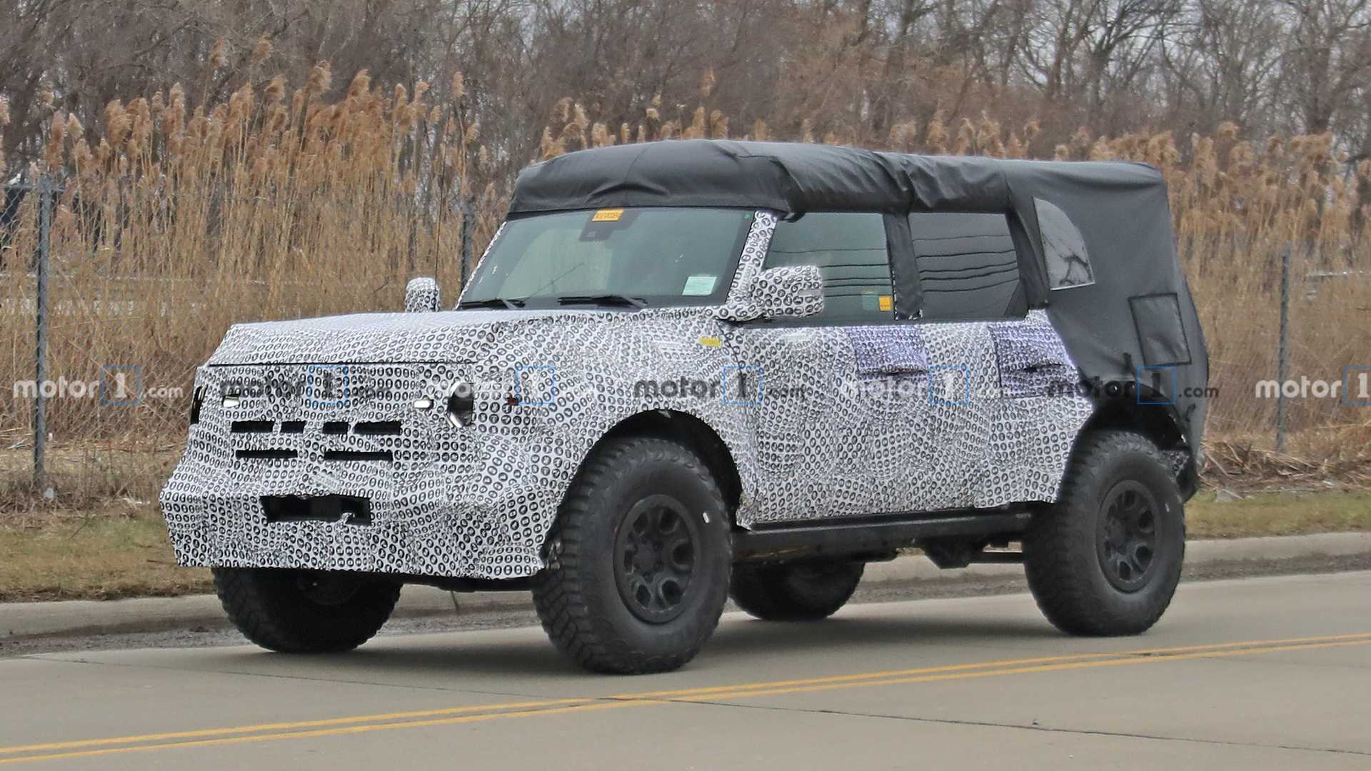 IMAGENS FLAGRANTES MOSTRAM O FORD BRONCO COM UM ASPECTO OFF-ROAD SIMILAR AO RAPTOR, foto 5