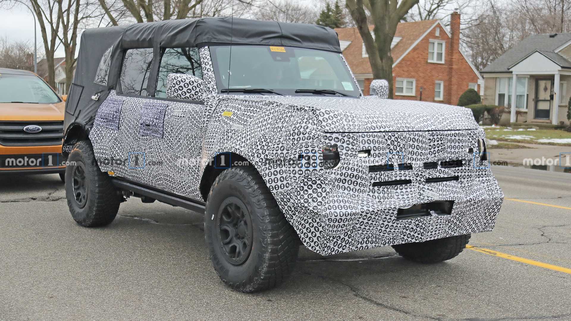 IMAGENS FLAGRANTES MOSTRAM O FORD BRONCO COM UM ASPECTO OFF-ROAD SIMILAR AO RAPTOR, foto 21