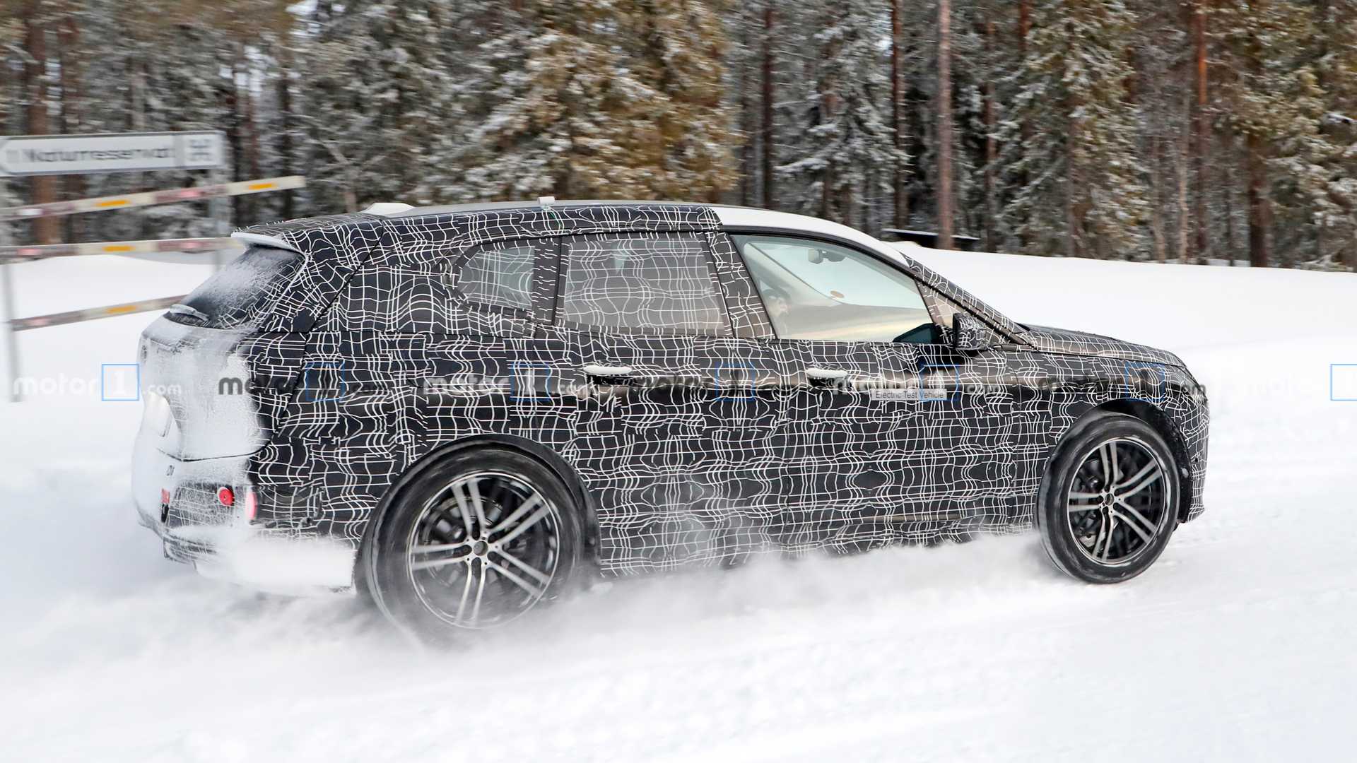 BMW CONTINUA COM OS TESTES DE INVERNO DO NOVO SUV ELÉTRICO iNEXT, foto 5