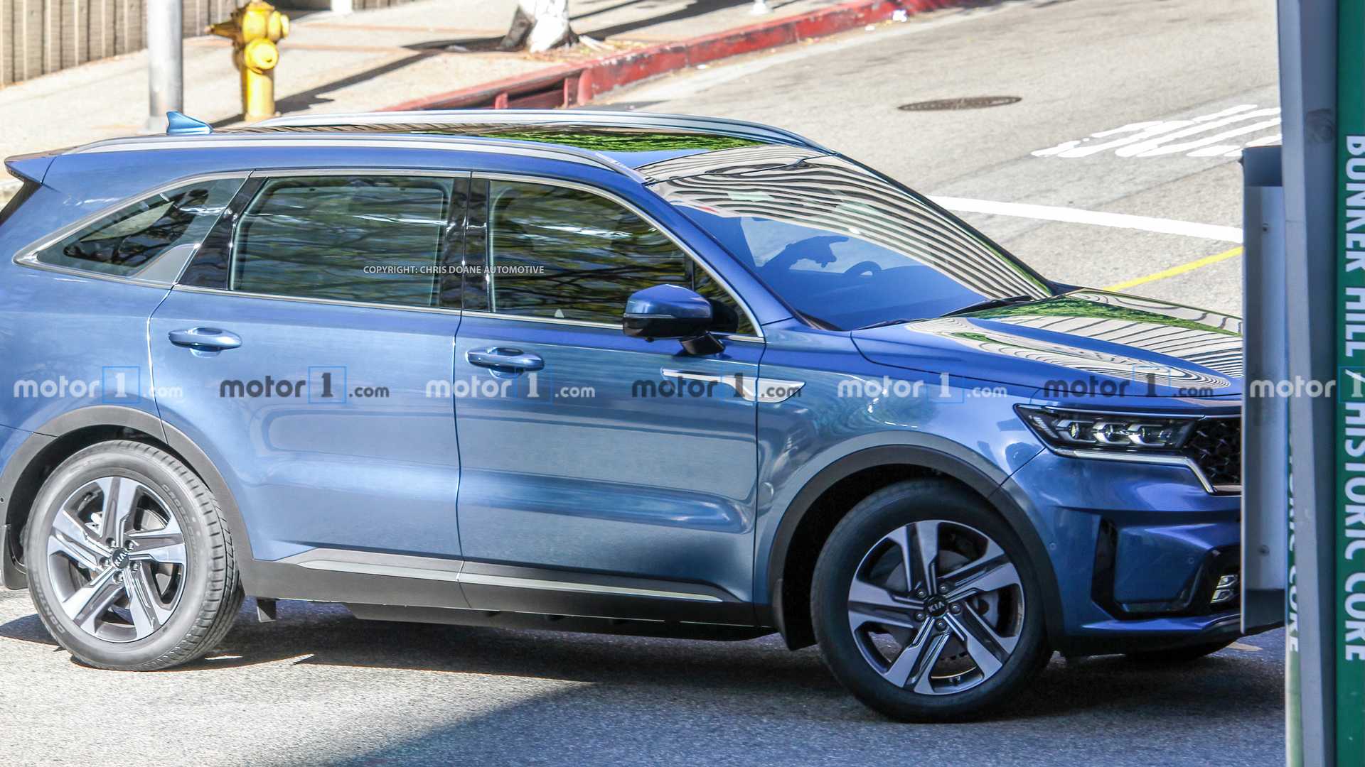 NOVAS FOTOS FLAGRANTES REVELAM A QUARTA GERAÇÃO DO KIA SORENTO, foto 5