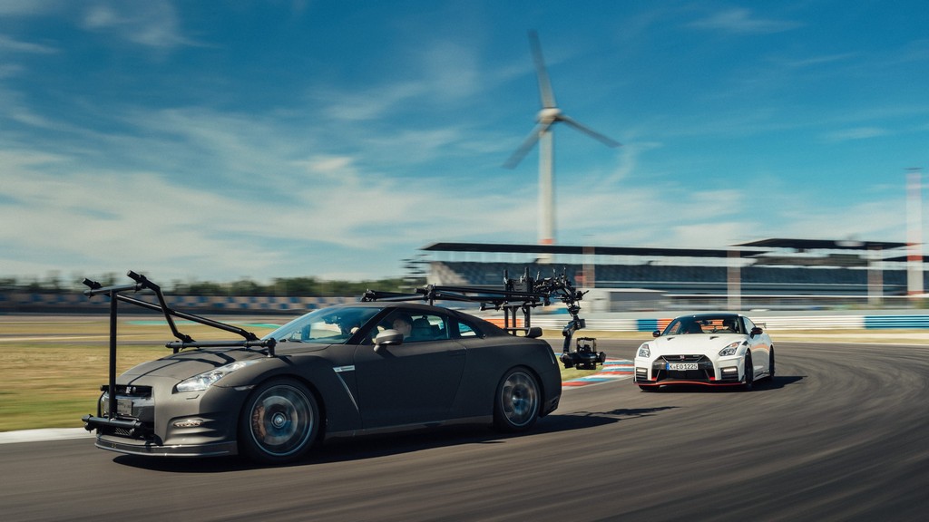 QUAL O ÚNICO CARRO CAPAZ DE FILMAR O GT-R NISMO 2020? SOMENTE OUTRO GT-R, foto 5