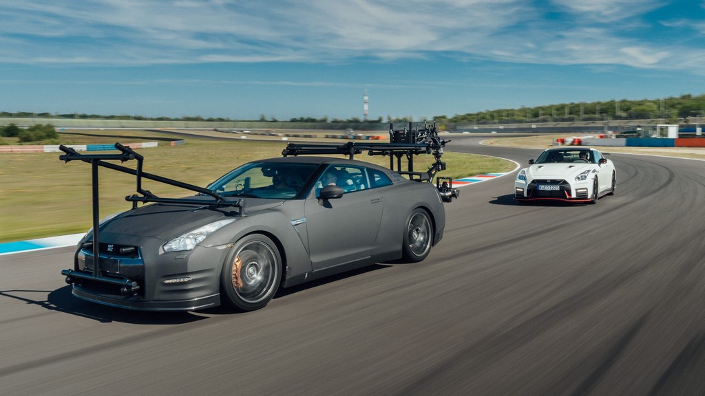 QUAL O ÚNICO CARRO CAPAZ DE FILMAR O GT-R NISMO 2020? SOMENTE OUTRO GT-R, foto 6