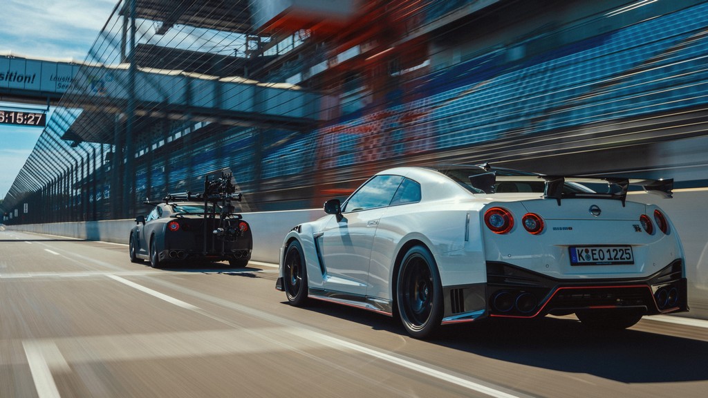QUAL O ÚNICO CARRO CAPAZ DE FILMAR O GT-R NISMO 2020? SOMENTE OUTRO GT-R, foto 7