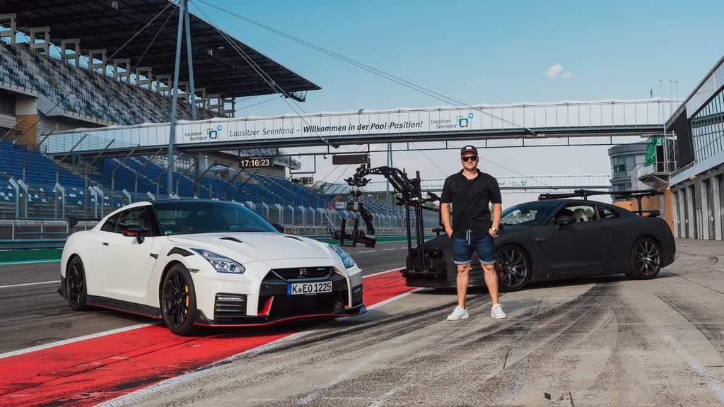 QUAL O ÚNICO CARRO CAPAZ DE FILMAR O GT-R NISMO 2020? SOMENTE OUTRO GT-R, foto 13