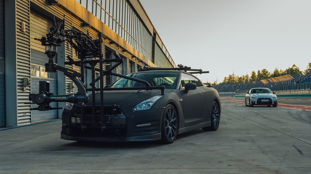 QUAL O ÚNICO CARRO CAPAZ DE FILMAR O GT-R NISMO 2020? SOMENTE OUTRO GT-R, foto 14