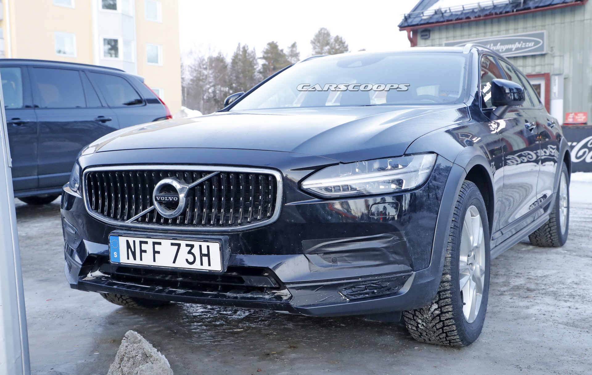 NOVO VOLVO V90 CROSS COUNTRY 2021 SURGE EM DETALHES EM FOTOS FLAGRANTES, foto 1