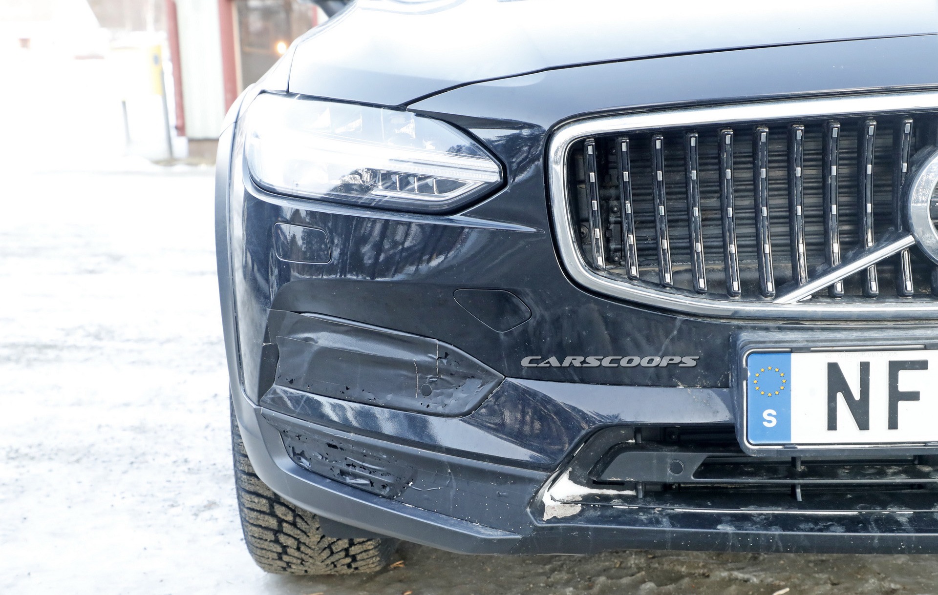 NOVO VOLVO V90 CROSS COUNTRY 2021 SURGE EM DETALHES EM FOTOS FLAGRANTES, foto 3