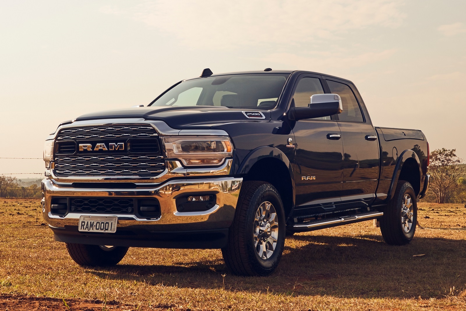 NOVA RAM 2500: MAIS TECNOLOGIA PARA A RAINHA DAS PICK-UPS, foto 1