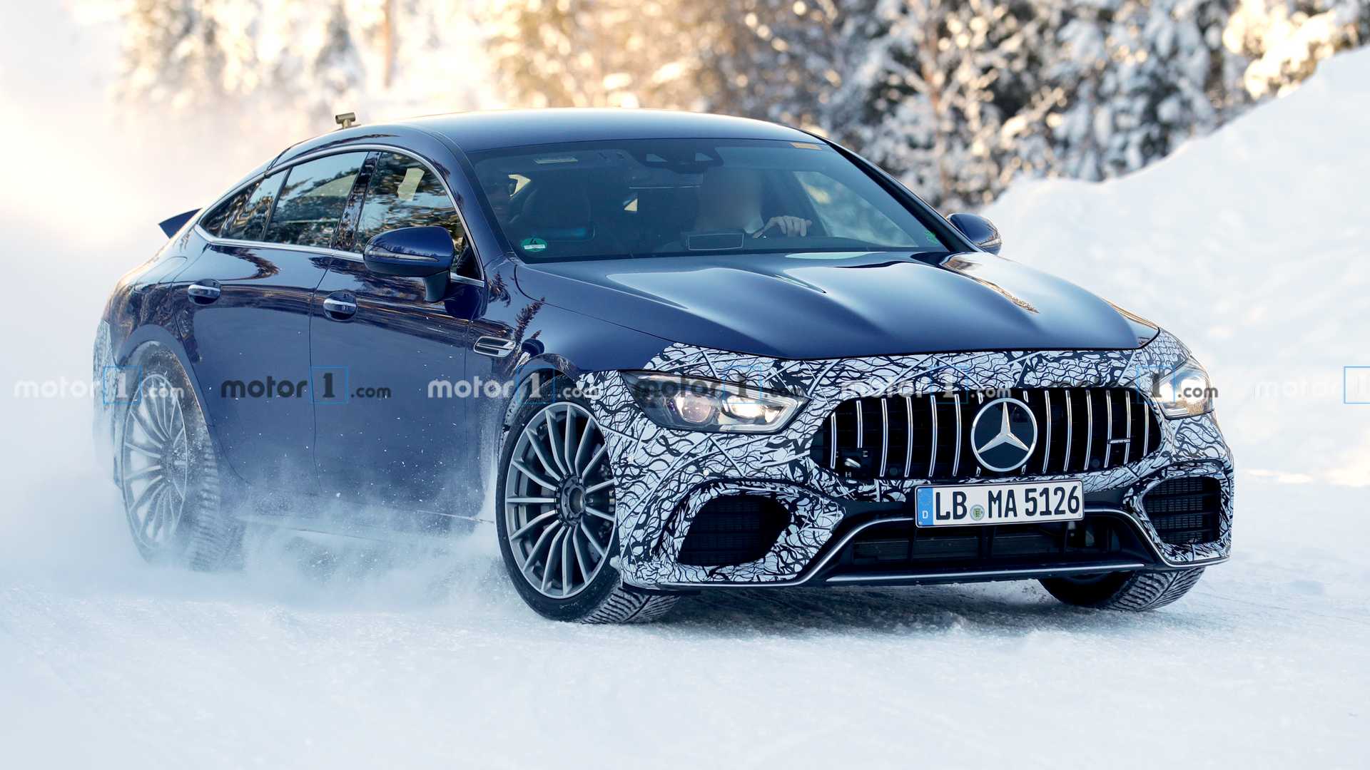 NOVO MERCEDES-AMG GT 73 4 PORTAS HÍBRIDO JÁ ESTÁ SENDO TESTADO NA NEVE, foto 4
