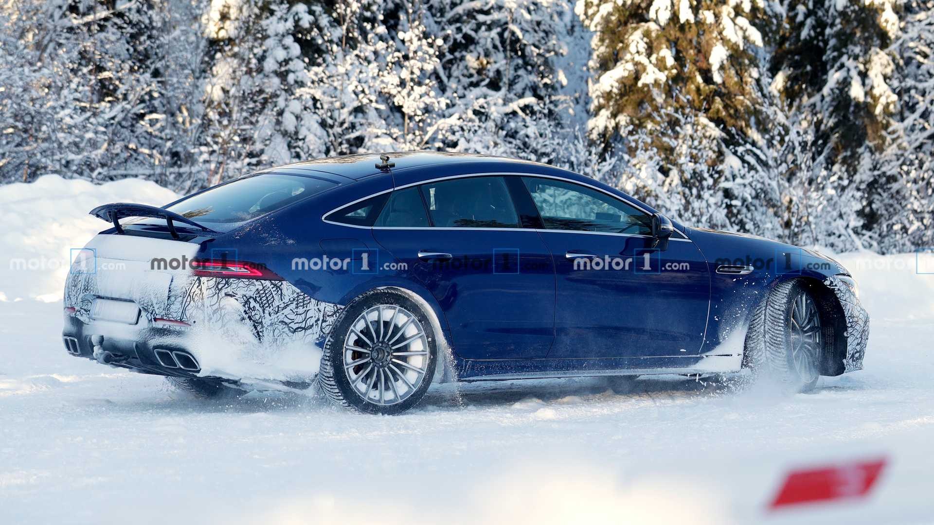 NOVO MERCEDES-AMG GT 73 4 PORTAS HÍBRIDO JÁ ESTÁ SENDO TESTADO NA NEVE, foto 14