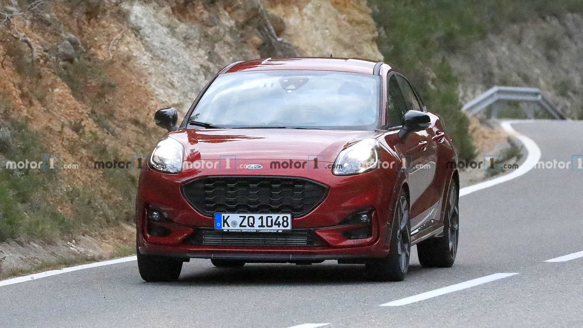 FORD PUMA ST: VERSÃO APIMENTADA DO CROSSOVER CHEGARÁ AINDA ESTE ANO, foto 1