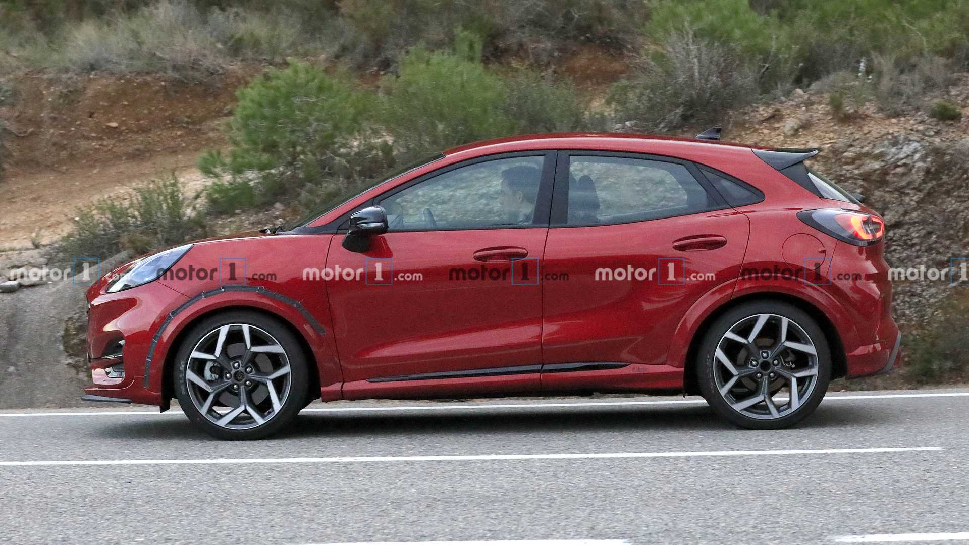 FORD PUMA ST: VERSÃO APIMENTADA DO CROSSOVER CHEGARÁ AINDA ESTE ANO, foto 6