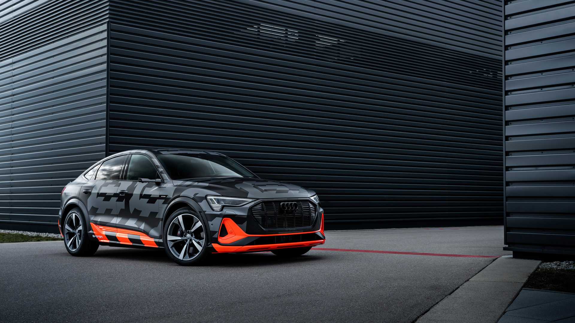 AUDI E-TRON S E E-TRON S SPORTBACK: DUAS VERSÕES ESPORTIVAS DE POTÊNCIA ELÉTRICA BRUTA, foto 7