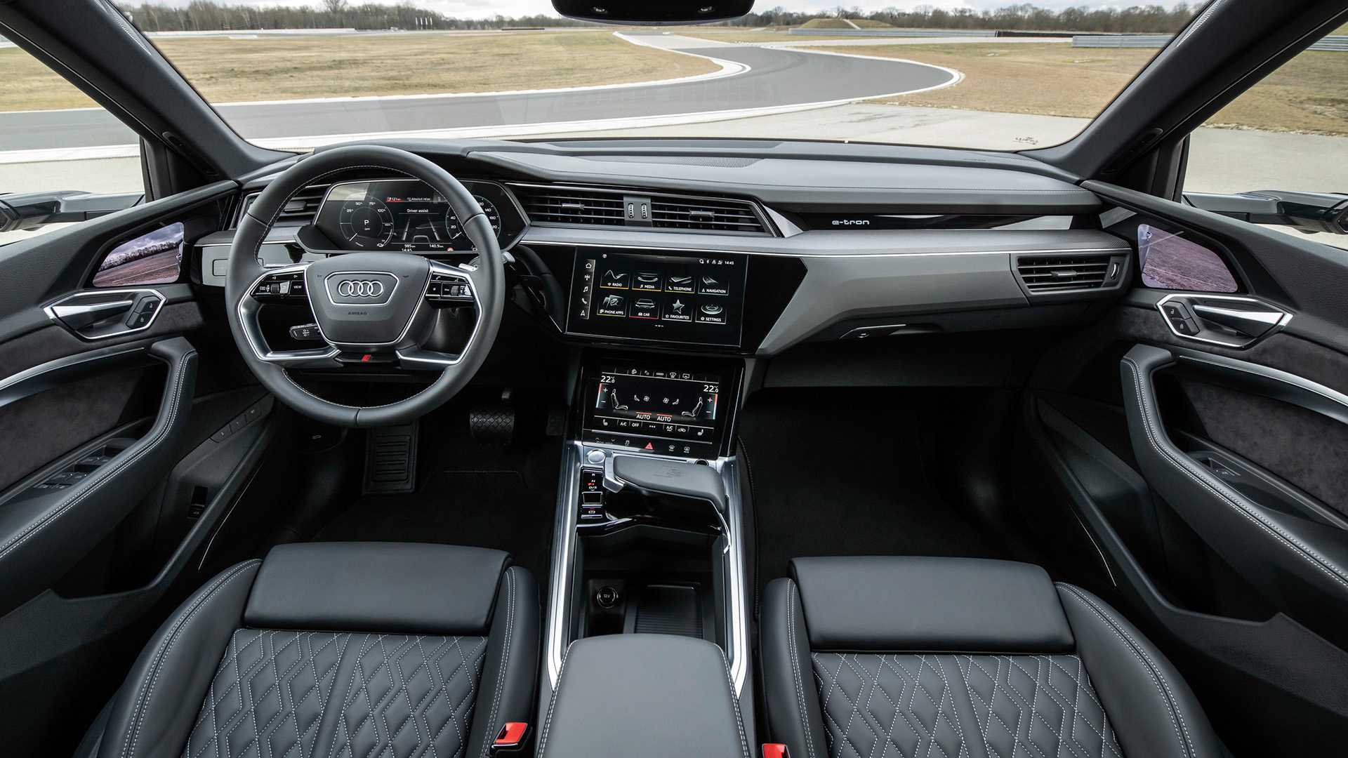 AUDI E-TRON S E E-TRON S SPORTBACK: DUAS VERSÕES ESPORTIVAS DE POTÊNCIA ELÉTRICA BRUTA, foto 20