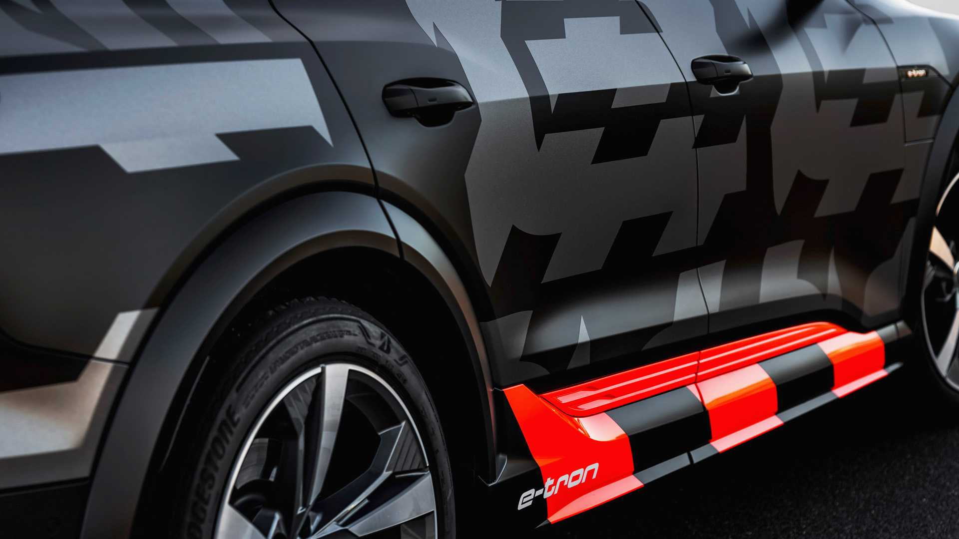 AUDI E-TRON S E E-TRON S SPORTBACK: DUAS VERSÕES ESPORTIVAS DE POTÊNCIA ELÉTRICA BRUTA, foto 23