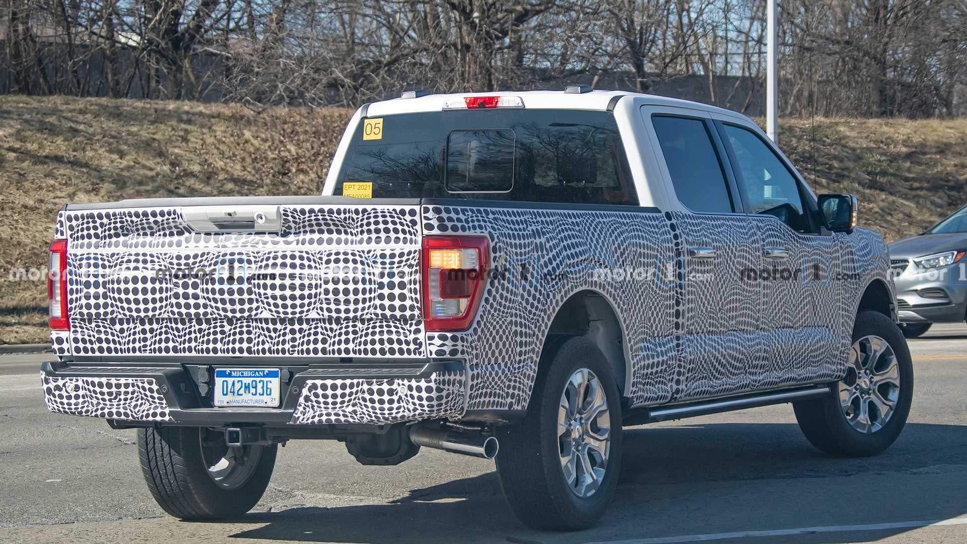 FUTURO FORD F-150 2021 MOSTRA PELA PRIMEIRA VEZ A SUA NOVA FRENTE, foto 12