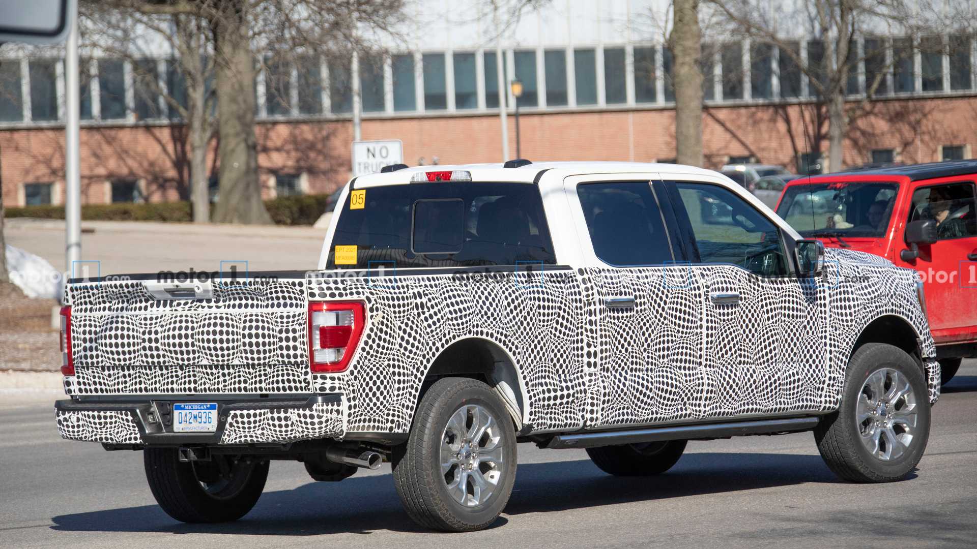 FUTURO FORD F-150 2021 MOSTRA PELA PRIMEIRA VEZ A SUA NOVA FRENTE, foto 13