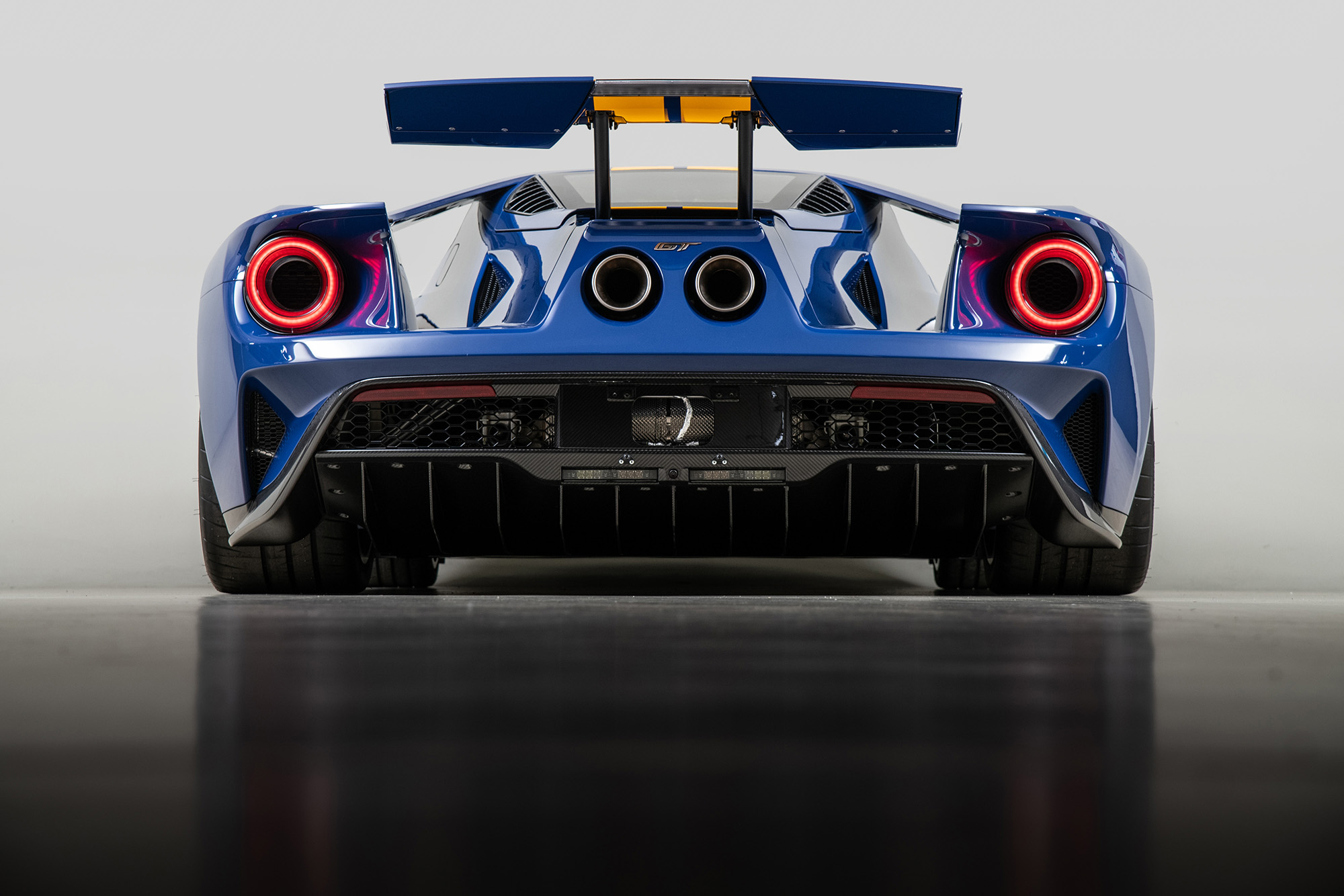 CANEPA APRESENTA UM ESPETACULAR FORD GT COM AS HISTÓRICAS CORES DA SUNOCO, foto 4