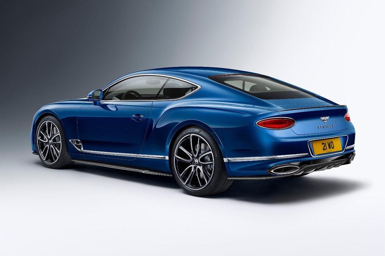 OS BENTLEY CONTINENTAL GT E BENTAYGA ESTREIAM NOVO PACOTE DE CARBONO, foto 2