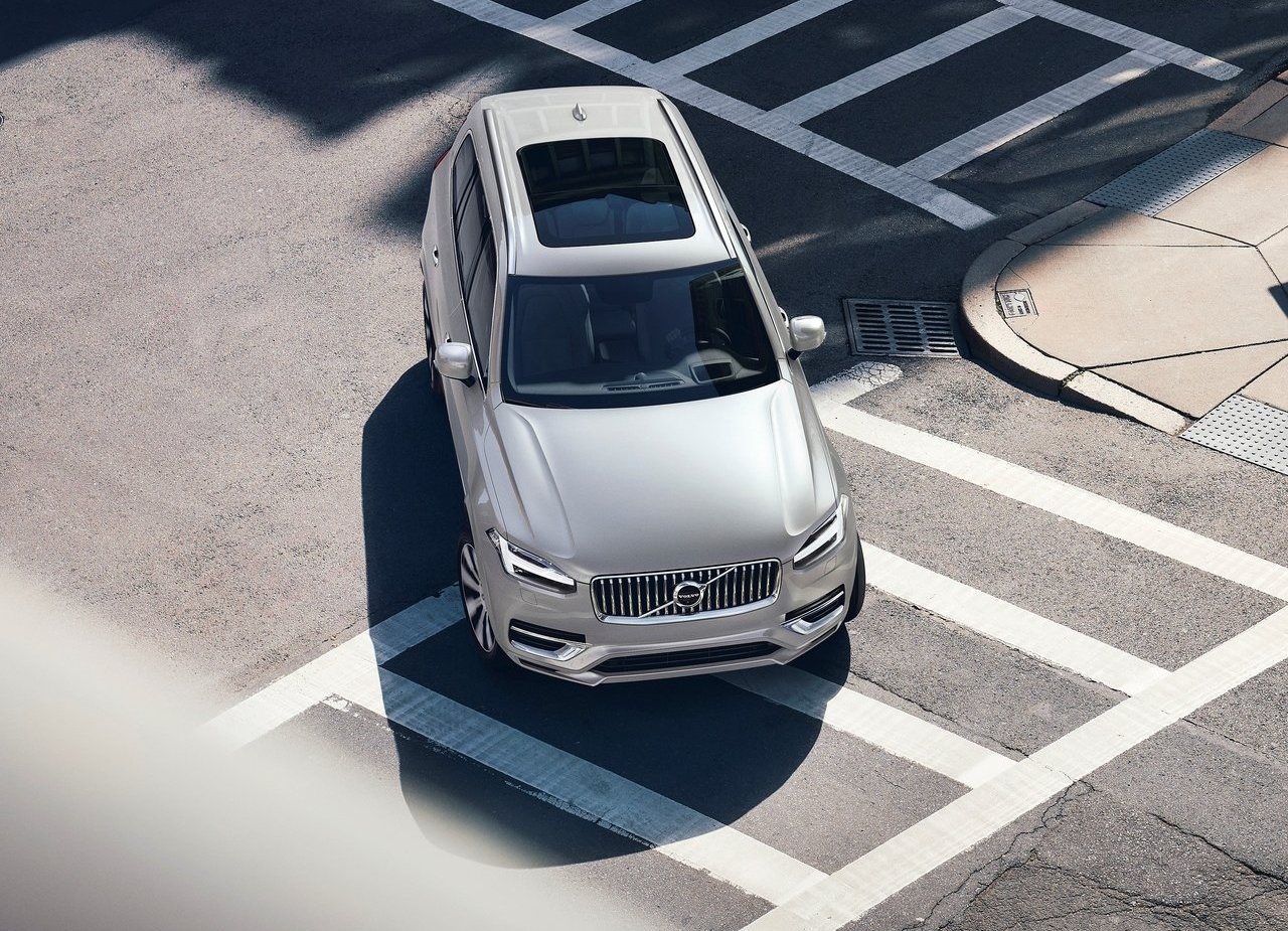 VOLVO XC100: UM SUV ELÉTRICO DE LUXO COM UM INTERIOR DE QUATRO LUGARES, foto 1