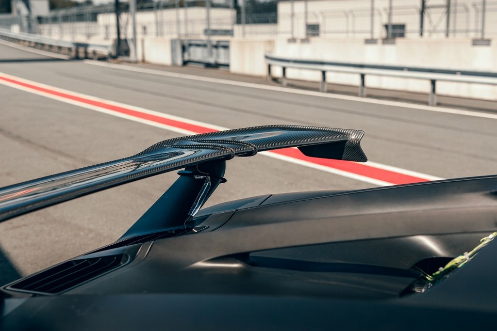 BUGATTI CHIRON PUR SPORT SE PREPARA NO CIRCUITO ALEMÃO DE BILSTER BERG, foto 18
