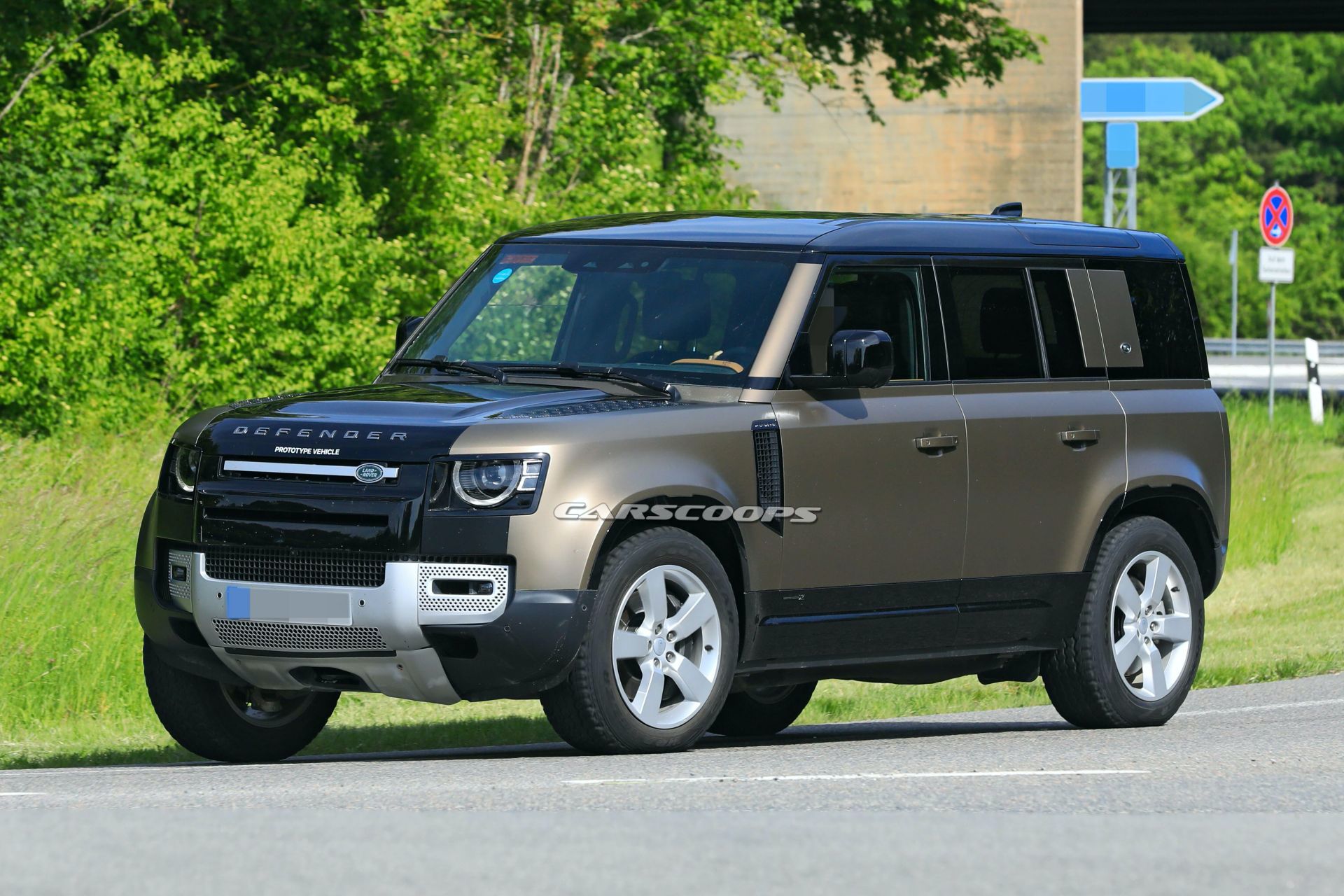 LAND ROVER DEFENDER V8 2021: EXTRA DE POTÊNCIA PARA BRIGAR COM O MERCEDES-AMG G 63, foto 4