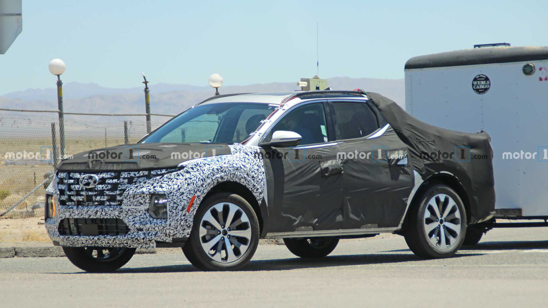 HYUNDAI SANTA CRUZ: PICK-UP COREANA SURGE COM MENOS CAMUFLAGEM, foto 4