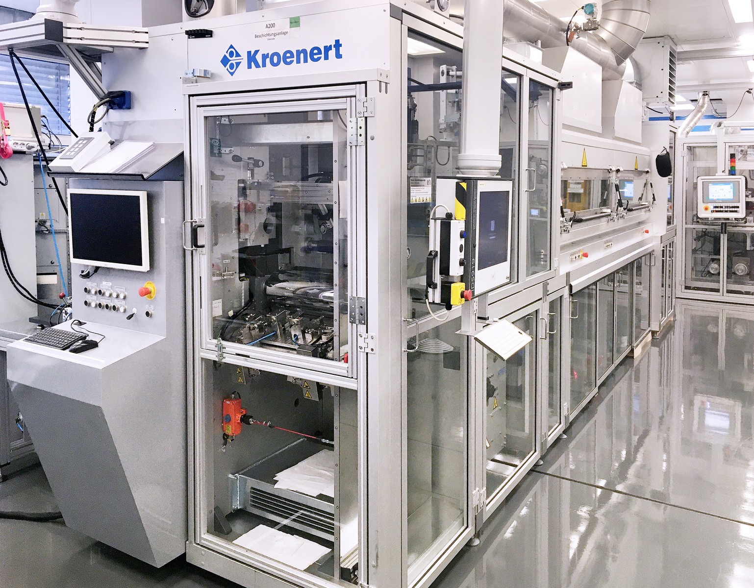 DAIMLER ACELERA PREPARAÇÃO PARA PRODUZIR CÉLULAS DE COMBUSTÍVEL EM SÉRIE, foto 1