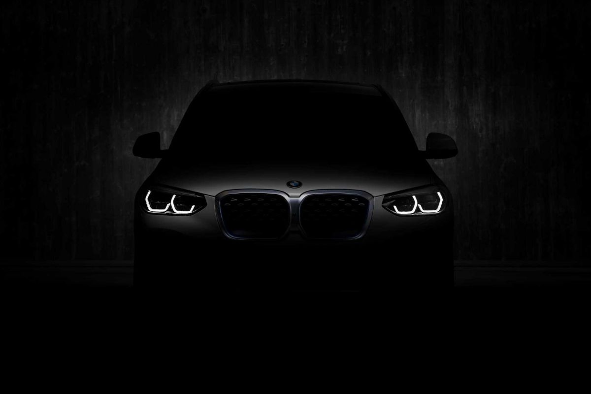 BMW ADIANTA A APRESENTAÇÃO MUNDIAL DO NOVO iX3 COM UM TEASER, foto 1