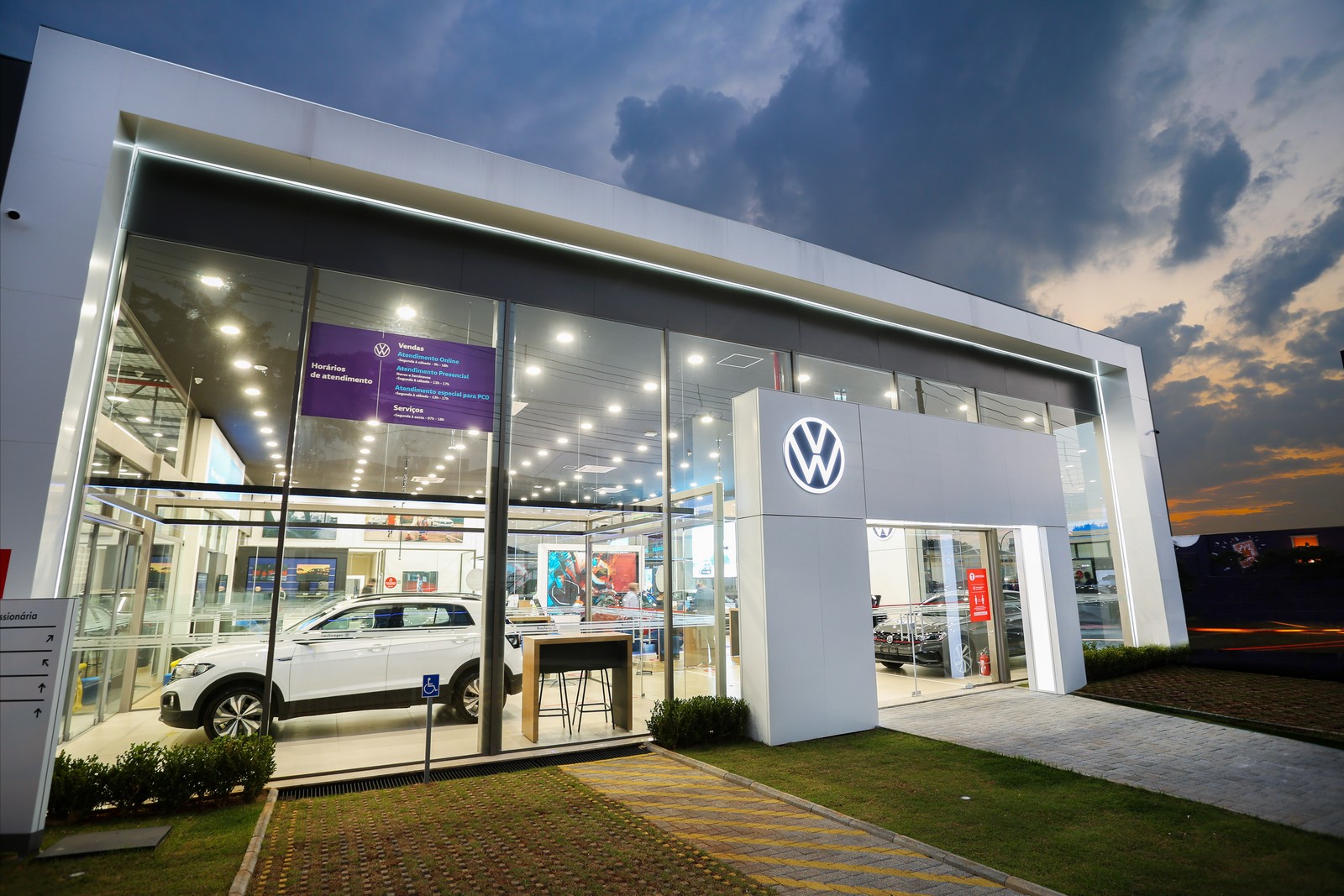 CONCESSIONÁRIA ESTREIA O NEW BRAND DESIGN DA VOLKSWAGEN, foto 3