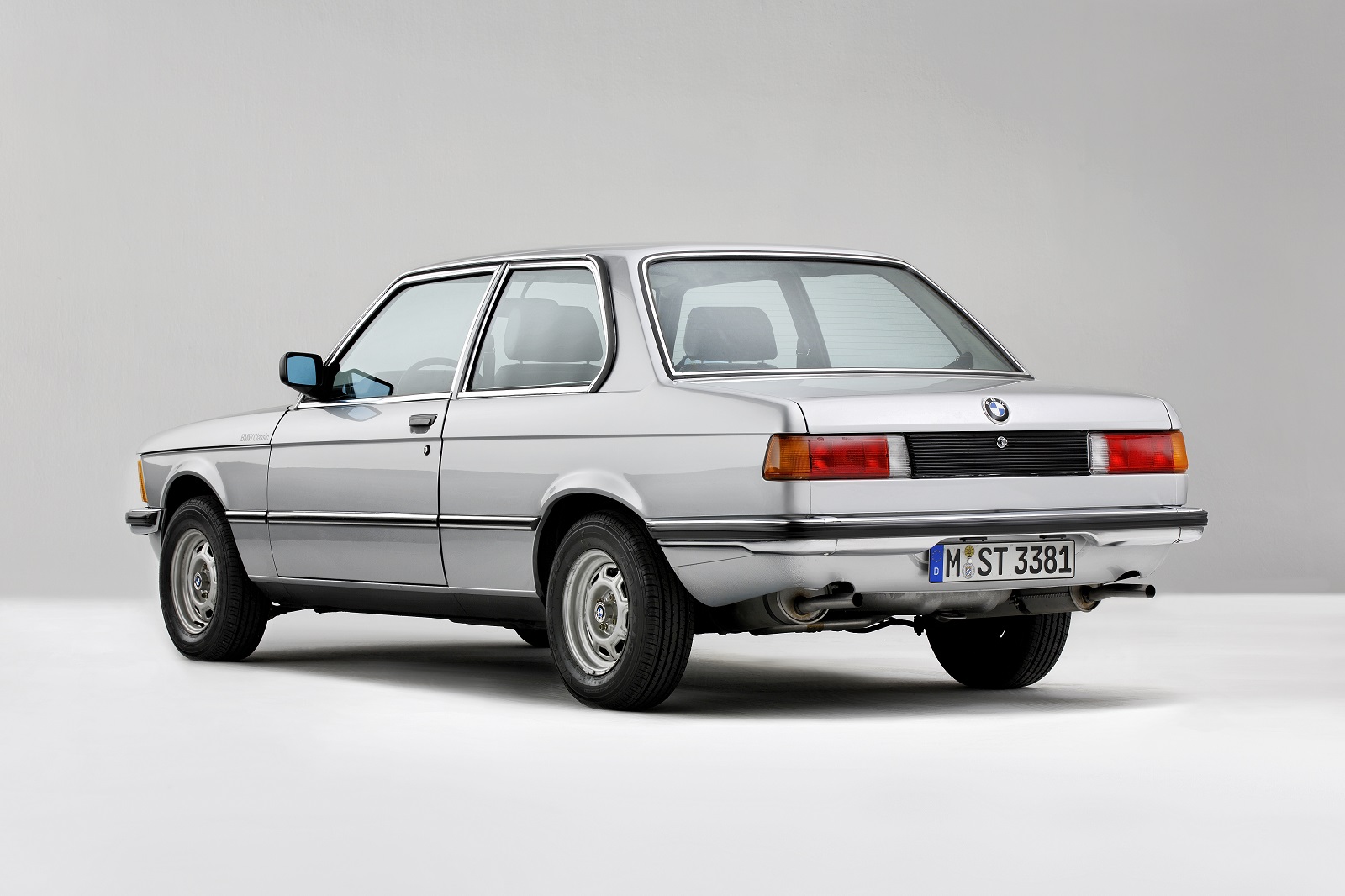 HÁ 45 ANOS ERA APRESENTADO AO MUNDO O BMW SÉRIE 3, foto 3