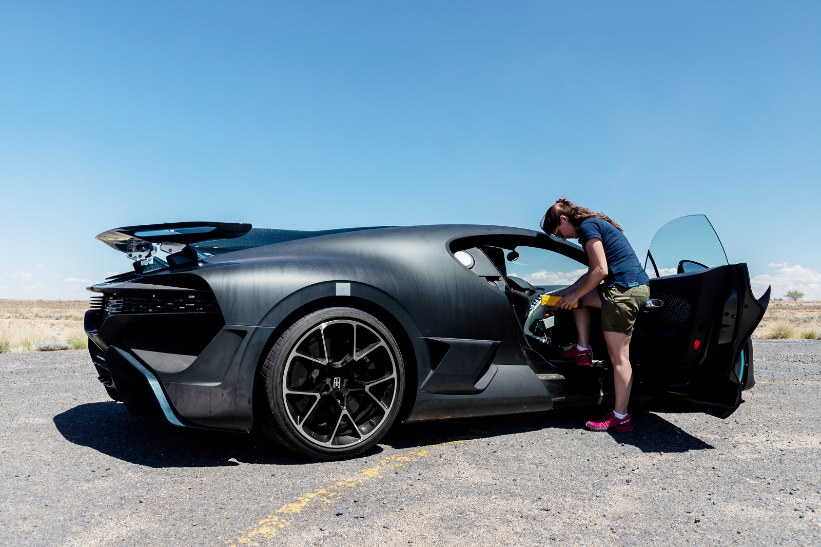 O SISTEMA DE AR CONDICIONADO DO BUGATTI CHIRON PODE ESFRIAR UM APARTAMENTO DE 80 M2, foto 4