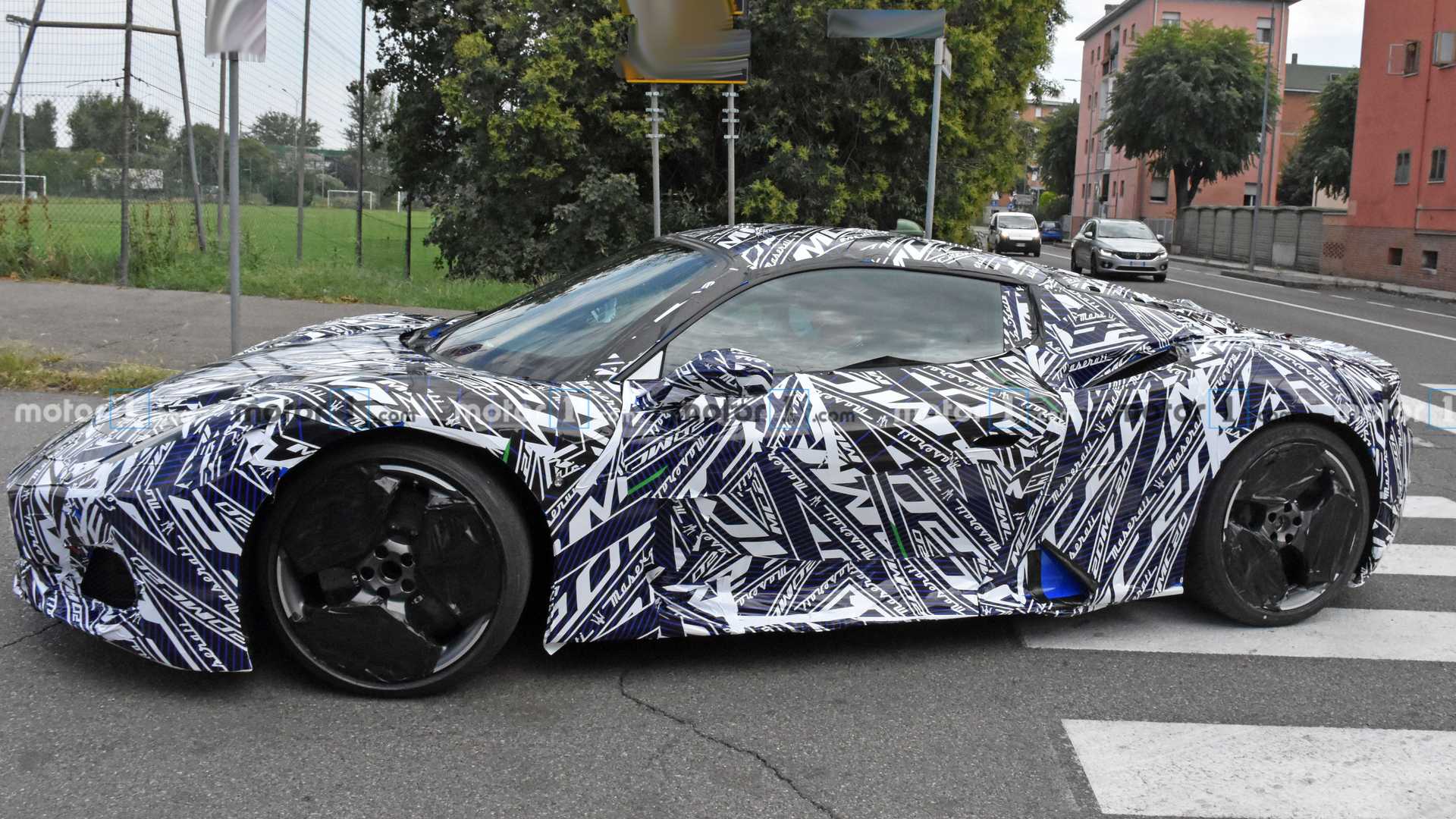 MASERATI MC20: SURGEM IMAGENS MAIS CLARAS DOS PROTÓTIPOS DO NOVO ESPORTIVO ITALIANO, foto 17