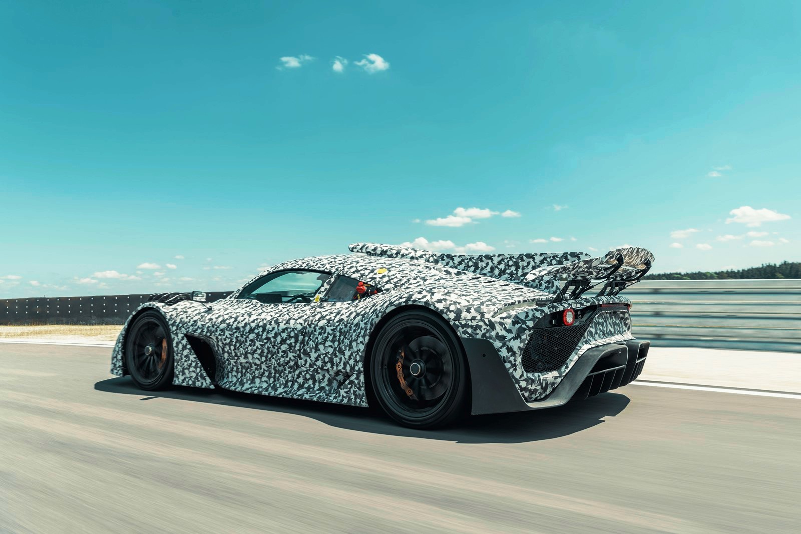 MERCEDES-AMG PROJECT ONE: COM UM MOTOR DE FÓRMULA 1 E 1.000 CV ESTÁ MAIS PRÓXIMO DE SER REAL, foto 2