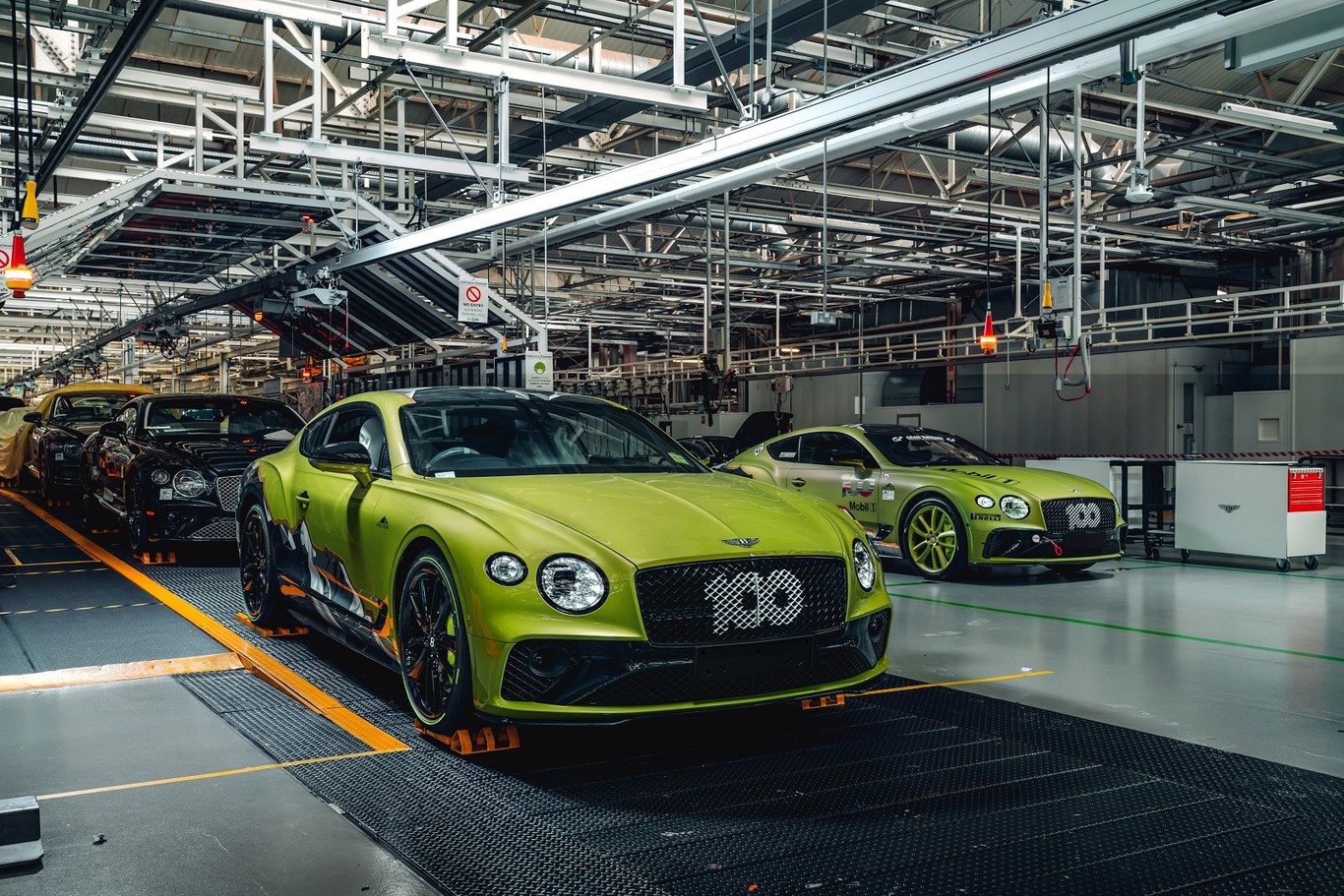 FABRICADO NO REINO UNIDO O PRIMEIRO BENTLEY CONTINENTAL GT PIKES PEAK, foto 1