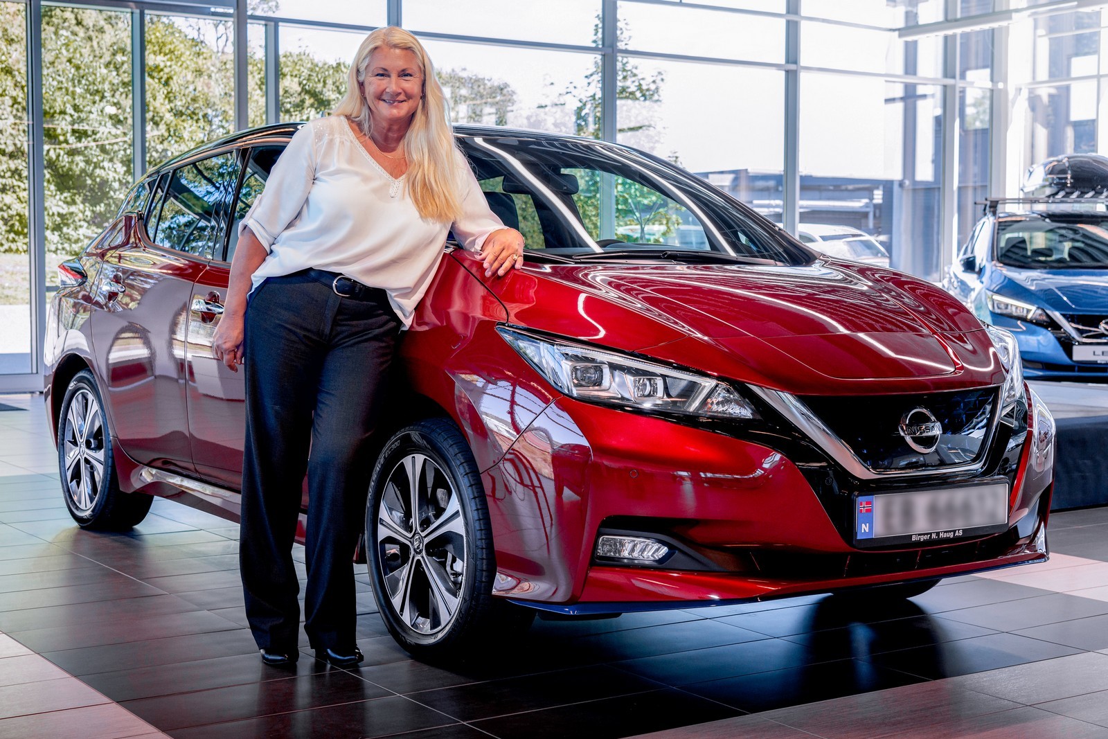 NISSAN CELEBRA MARCA DE 500 MIL UNIDADES PRODUZIDAS DO 100% ELÉTRICO LEAF, foto 1