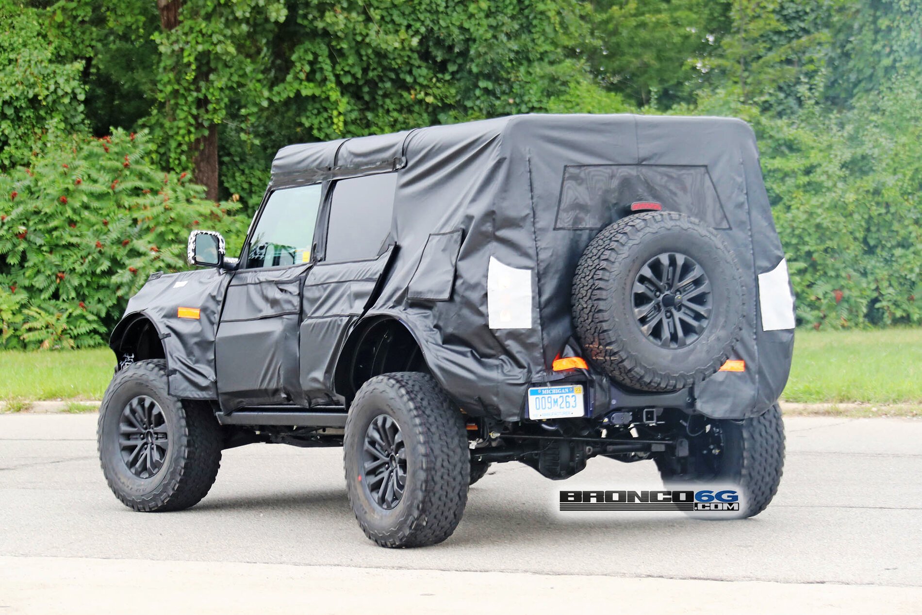 PROTÓTIPOS DO FORD BRONCO RAPTOR JÁ ESTÃO RODANDO PELAS RUAS, foto 6