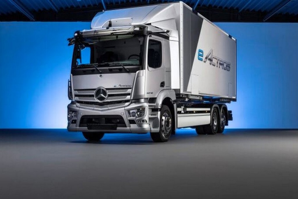 DAIMLER TRUCKS FAZ ESTREIA MUNDIAL DO CAMINHÃO-CONCEITO MOVIDO A CÉLULAS DE COMBUSTÍVEL, foto 3